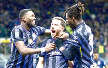 Italia: Inter vence al Como y sueña con el Scudetto