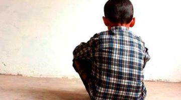 Una maestra clasificaba a alumnos y marcaba a un niño como “perdedor” 