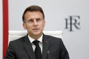Macron presiona a la UE para prohibir las redes sociales a los menores de edad