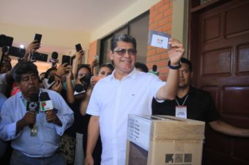 Jesús Egüez es elegido gobernador de Beni