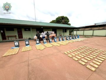 FELCN decomisa 426 paquetes de substancias en Riberalta