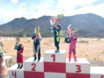 Pilotos potosinos se imponen en la competencia de karting 