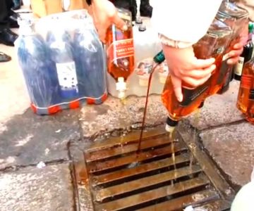 Destruyen más de 700 litros de bebidas alcohólicas en Potosí