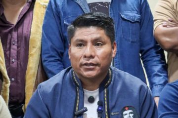 Loza decide reunirse con Paz, pero dice que no aceptará “condiciones”