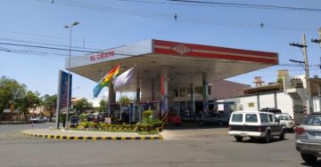 Estaciones de servicio en Cochabamba se declaran en emergencia por falta de diésel