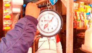 Intendencia decomisa balanzas adulteradas en carnicerías de diferentes mercados