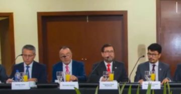 Bolivia y Chile impulsan agenda comercial y logística en encuentro con empresarios