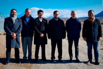 Parlamento Andino respalda diálogo entre Bolivia y Chile 