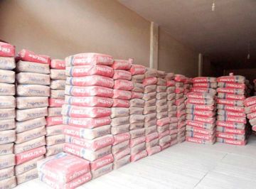 Suman las denuncias por robo de 12.880 bolsas de cemento a la Alcaldía