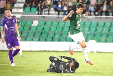 Real Potosí cae luchando ante Oriente Petrolero