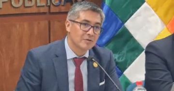 Gobierno descarta responder al pliego de la COB antes del 1 de mayo