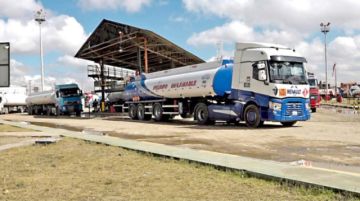 YPFB da por solucionado el problema de la gasolina