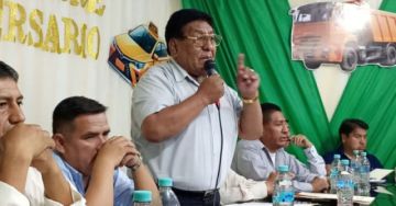 Choferes anuncian paro nacional escalonado desde el 5 de mayo