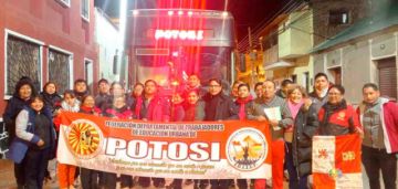 Magisterio de Potosí se sumó a marcha 