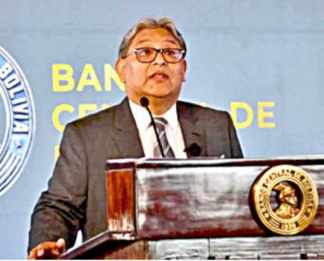Piden seis meses de cárcel  para expresidente del BCB