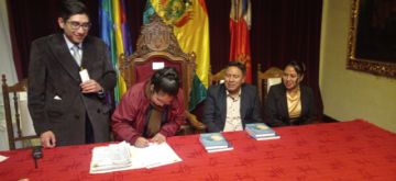 Promulgan ley de restitución de cabezas de águilas en el escudo de Potosi
