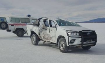 Al menos siete heridos en choque de dos vehículos en el Salar de Uyuni