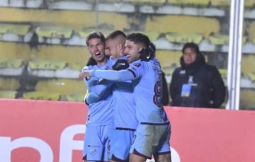 Bolívar venció a Fluminense 2-0  en la  Copa Libertadores