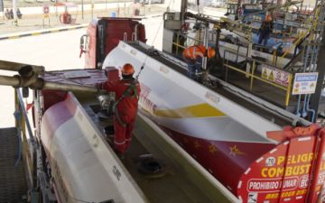 YPFB programa despacho de 30,7 millones de litros de combustibles para el país