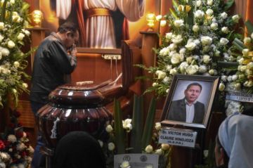 Velan al magistrado Claure en Cochabamba; familiares piden justicia
