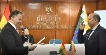 Posesionan a un nuevo integrante del Directorio de la Aduana Nacional