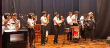En el marco de los 200 años de vida institucional del Colegio Nacional Pichincha, este domingo se llevó adelante el Festival de Estudiantinas “7 de Mayo”, una gala artística sin pr