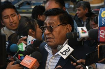 Choferes llegan a un acuerdo con el Gobierno y suspenden sus movilizaciones