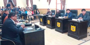 ALD y Concejo Municipal funcionan sin uno de sus miembros