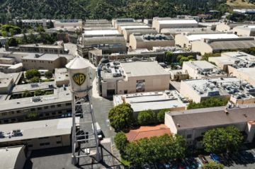 Congresistas demócratas instan a investigar el acuerdo de compra de Warner Bros.