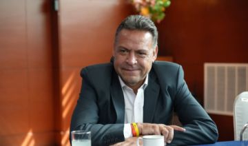 Revilla llama a priorizar el diálogo en La Paz