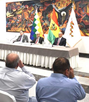 Plantean abrir el mercado  eléctrico al sector privado