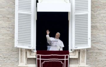 El Papa aplaude la acogida del pueblo de Canarias al crucero MV Hondius