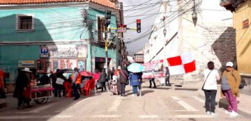 Los maestros urbanos de Potosí acatan el primer paro de la gestión