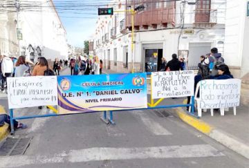El magisterio define hoy si masifica sus protestas