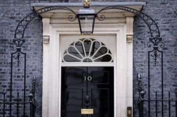 El primer ministro británico se niega a dimitir pese a las presiones de su partido