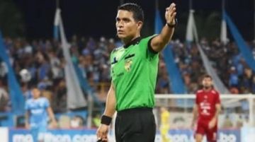 Sancionan con tres meses al equipo arbitral del partido The Strongest – Real Potosí