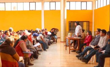 Coordinan con artesanos feria de Alasitas en Potosí