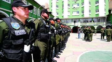 Policía entra en “estado de listeza” ante protestas y llegada de cooperativistas a La Paz