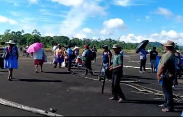 Cocaleros se movilizan en el aeropuerto de Chimoré ante presunto operativo para capturar a Evo