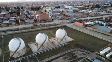 Bloqueadores prenden fogatas cerca de Planta Senkata 