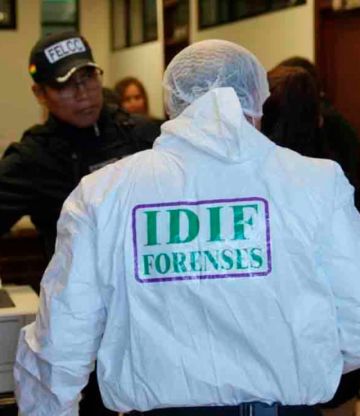 Identifican placas de motocicleta  y furgoneta de sicarios de Claure