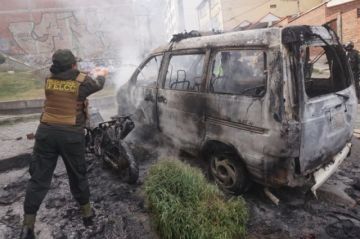 La Paz vive jornada de caos: Saqueos, incendios y violencia extrema tras marchas contra Rodrigo Paz