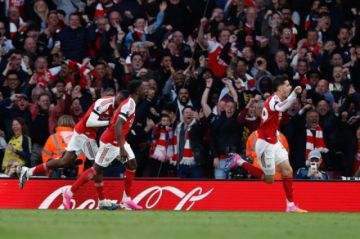 Arsenal, campeón de la Premier League 22 años después