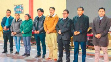 Cervantes presenta equipo de trabajo que incluye a excandidatos