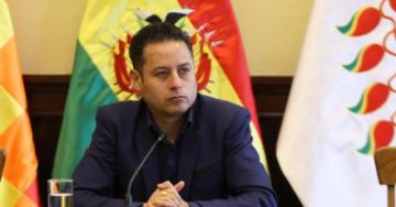 Lara dice que no es parte de un “supuesto golpe de Estado” y pide a Paz dialogar con la COB
