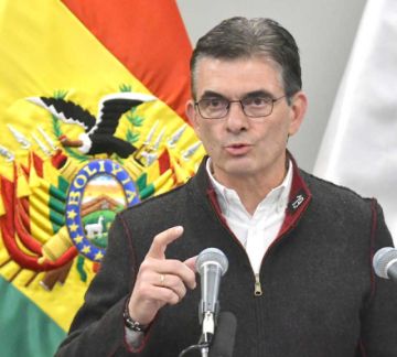 Rodrigo Paz reorganiza su gabinete y crea el Consejo Económico y Social
