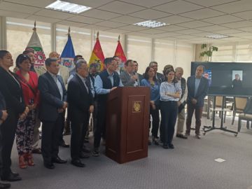 Industria farmacéutica en Bolivia se declara en emergencia