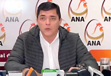 “La población verá cómo el pollo escasea y se encarece”