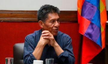 Exministro de Trabajo cuestiona a los operadores políticos del presidente Rodrigo Paz