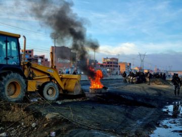 Corredor humanitario: Gobierno denuncia destrozos a maquinaria pesada 